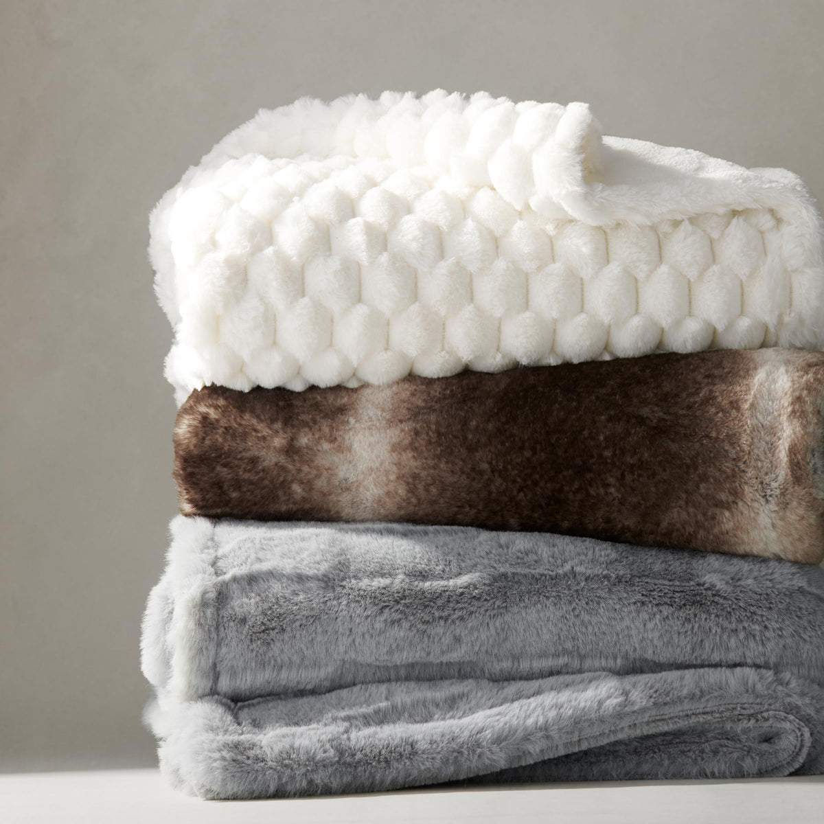 Plush Faux Fur Throw Blanket